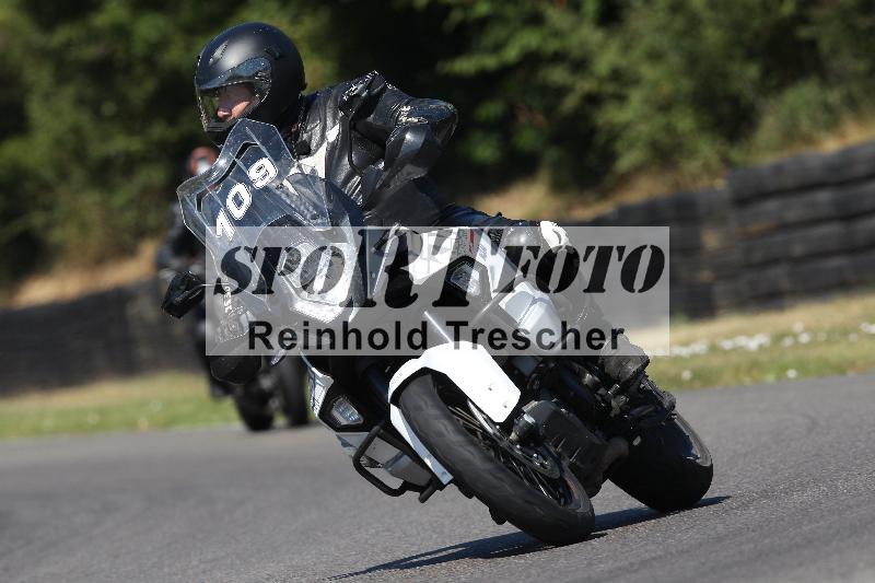 Archiv-2022/50 09.08.2022 MSS und TÖFF Track Day ADR/Gruppe blau/109